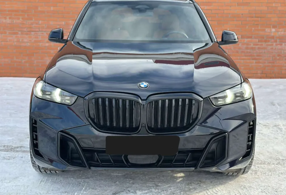 BMW X5 - фото 1