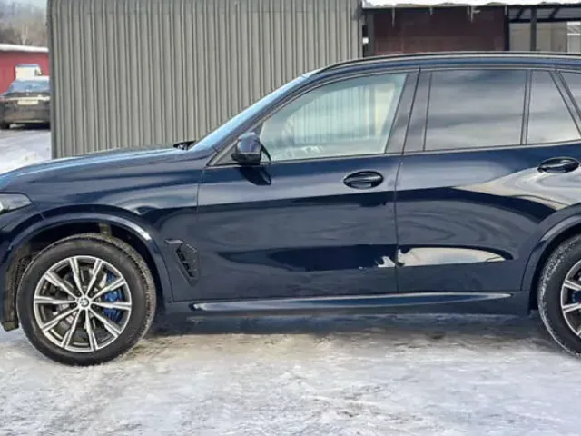 BMW X5 - фото 2