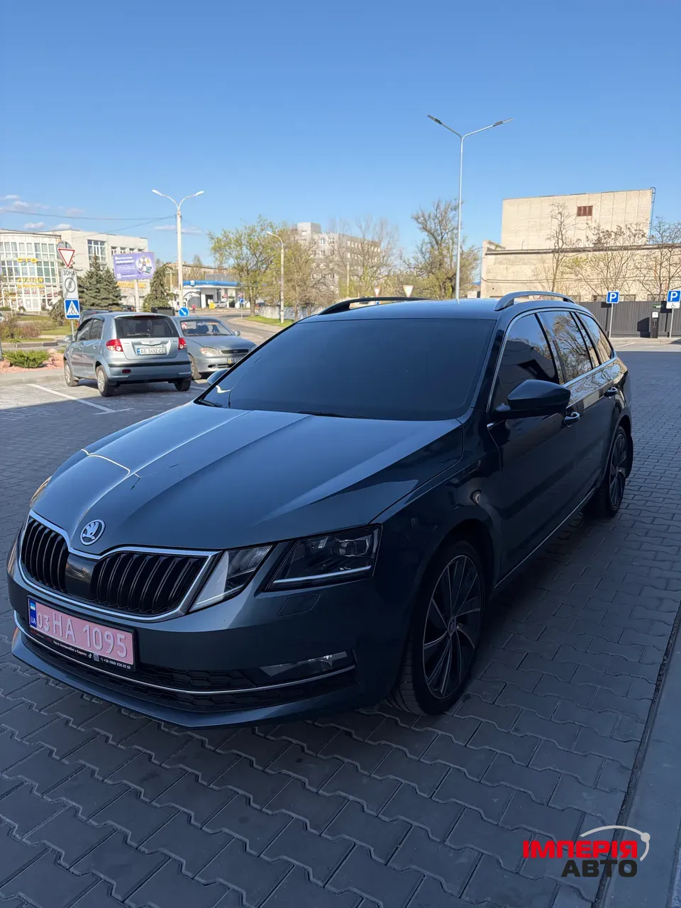 Skoda Octavia - фото 1
