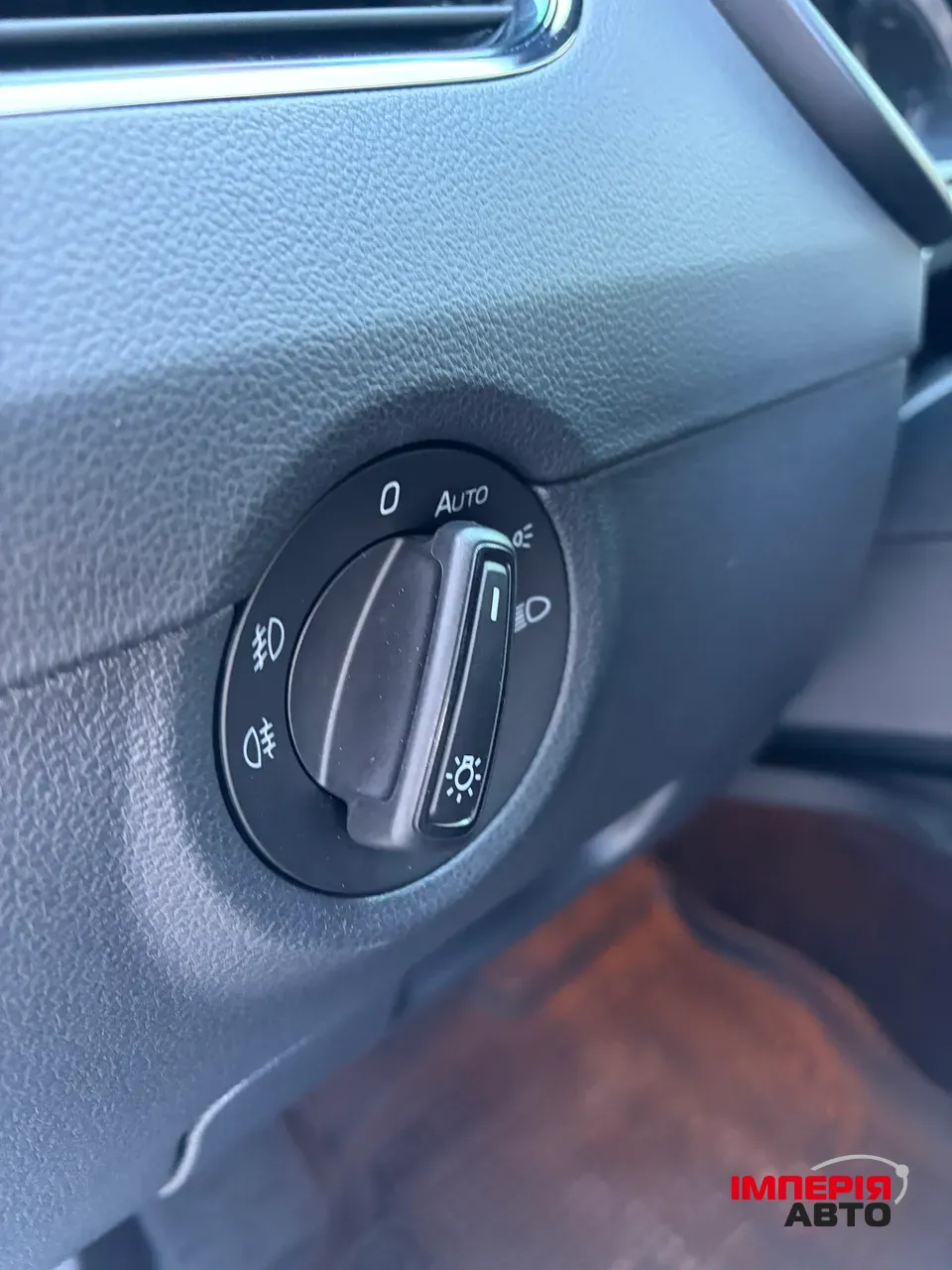 Skoda Octavia - фото 12