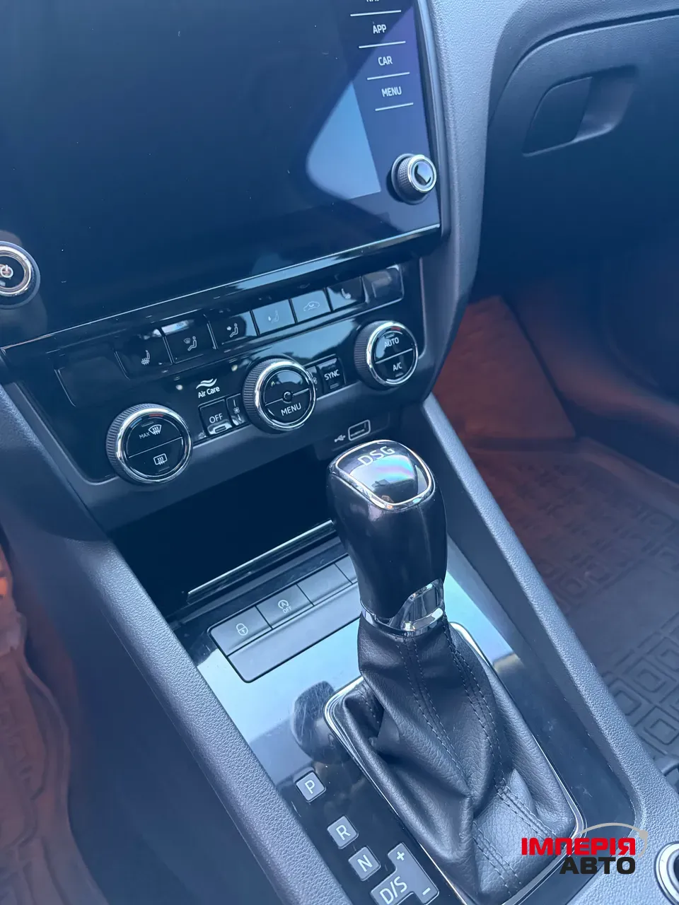 Skoda Octavia - фото 10