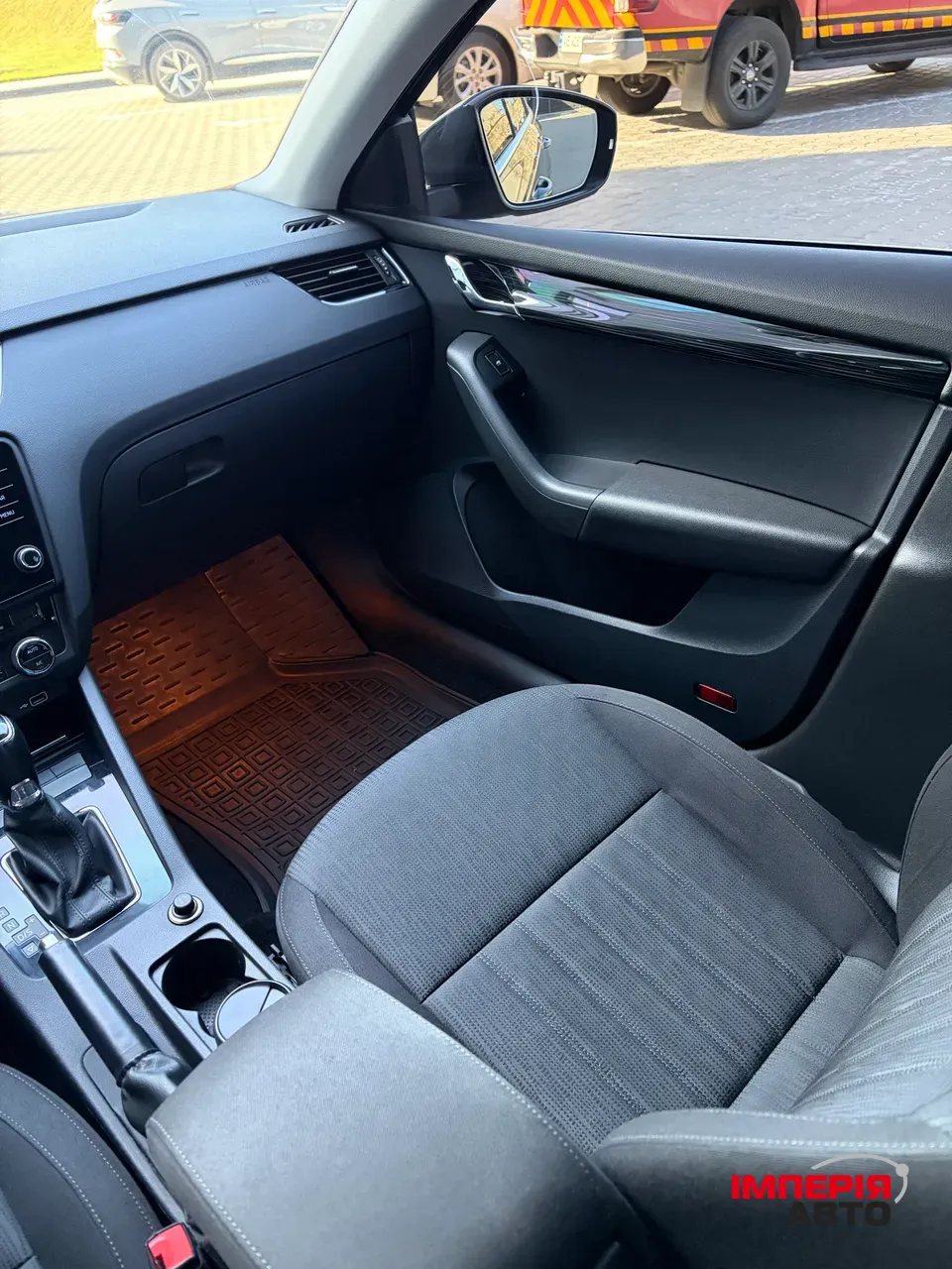 Skoda Octavia - фото 21