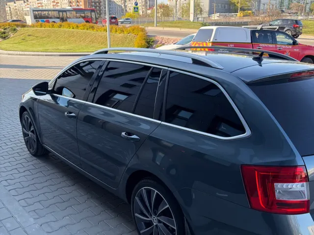 Skoda Octavia - фото 2