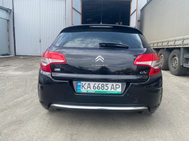 Citroen C4 - фото 5
