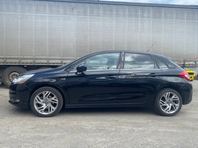 Citroen C4 - фото 3