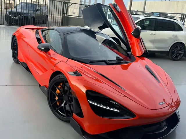McLaren 765LT - фото 1