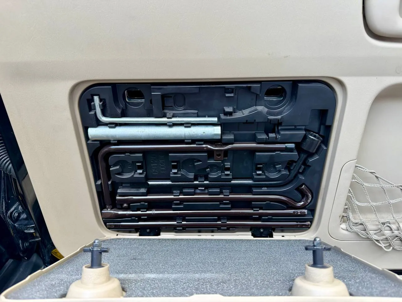 Toyota Land Cruiser Prado - фото 22