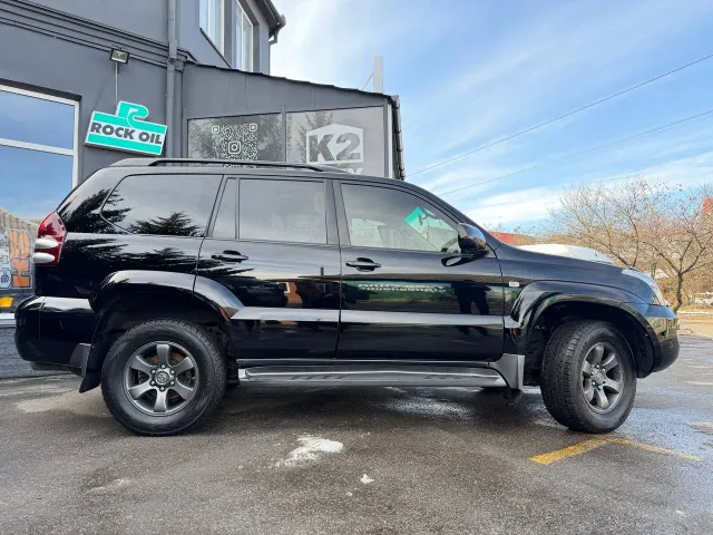 Toyota Land Cruiser Prado - фото 2