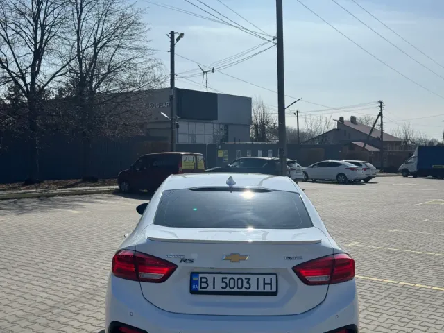 Chevrolet Cruze - фото 4