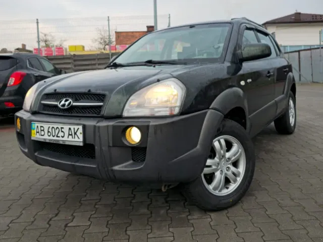 Hyundai Tucson - фото 1