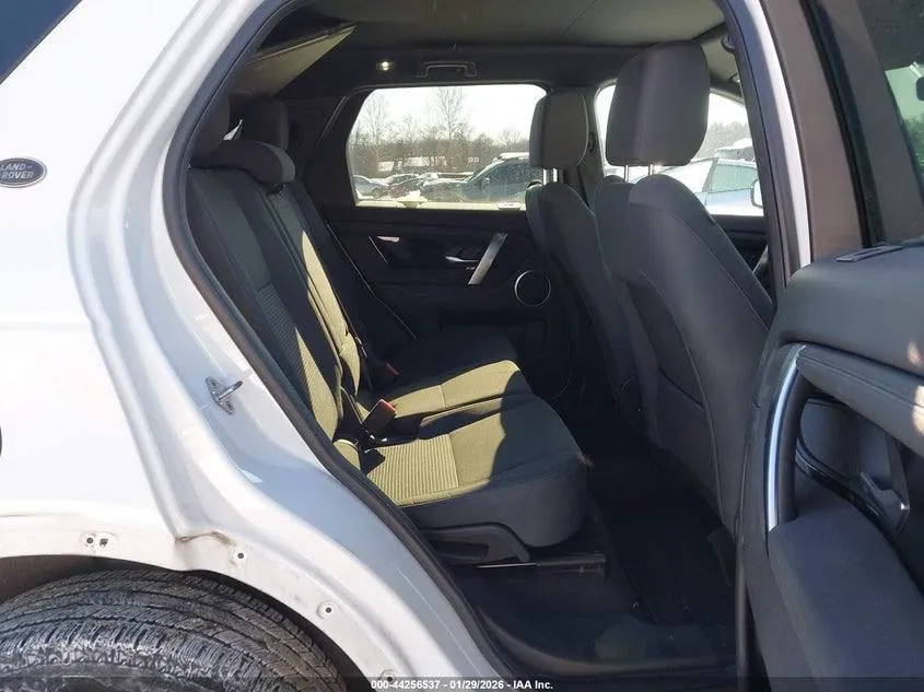 Land Rover Discovery Sport - фото 12