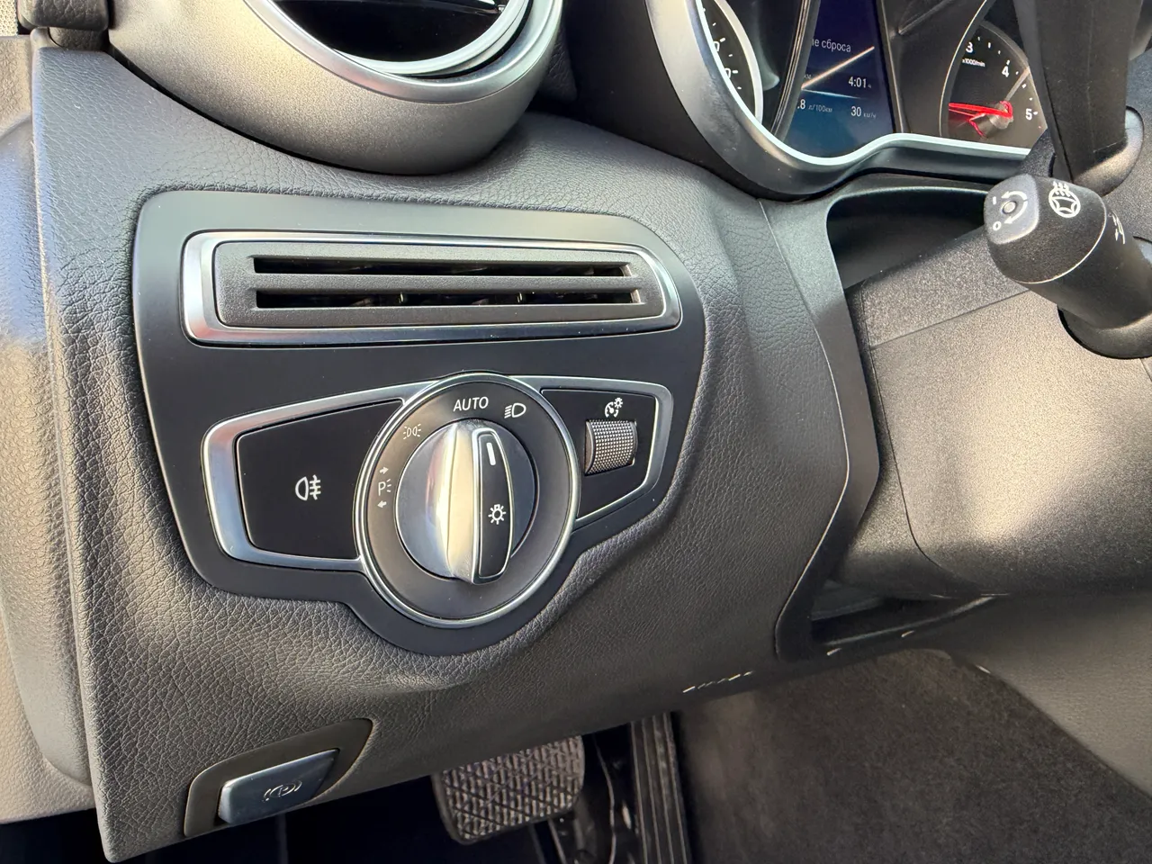 Mercedes-Benz C-Класс - фото 13