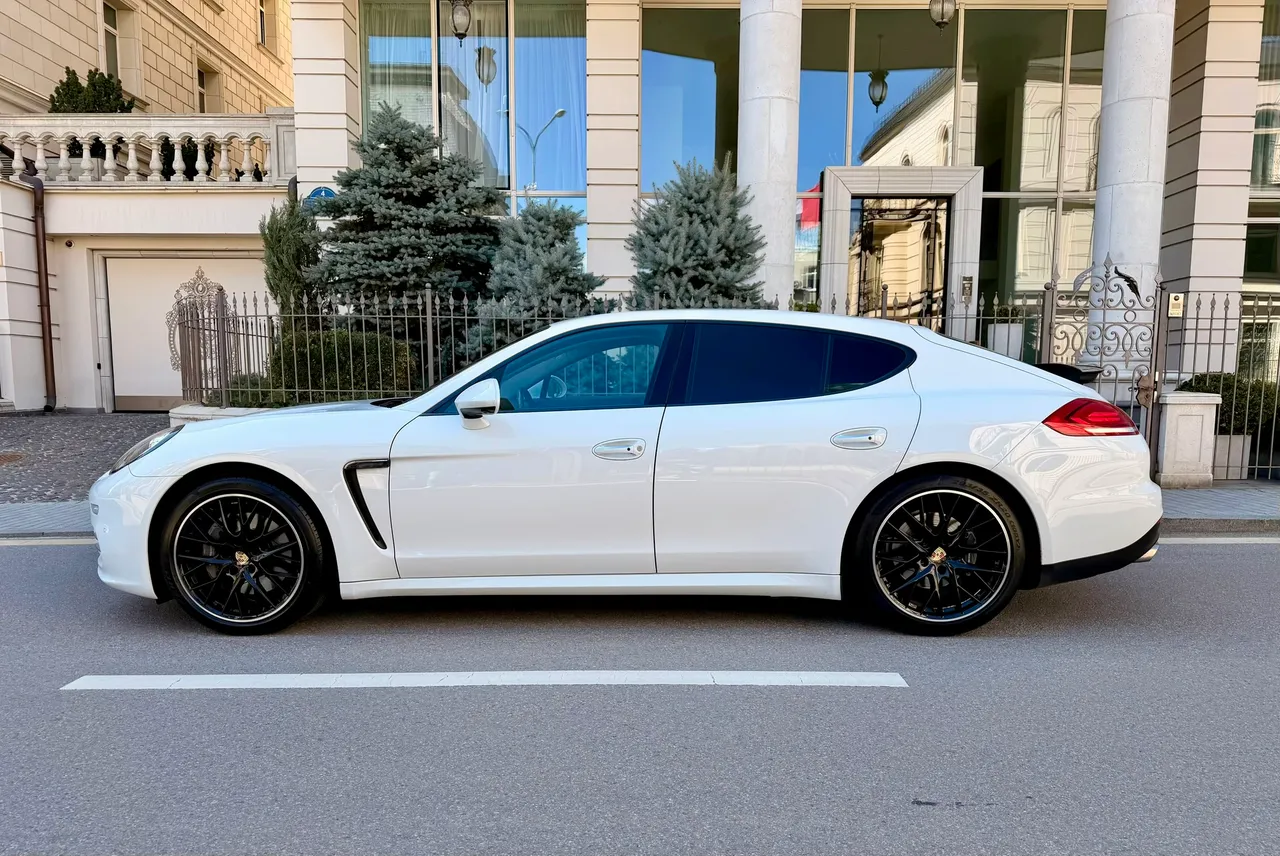 Porsche Panamera - фото 4