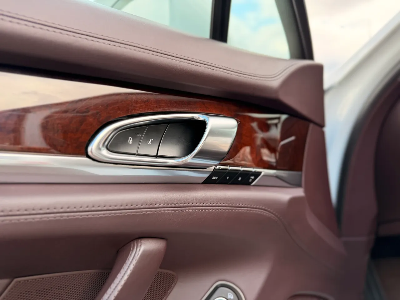 Porsche Panamera - фото 29