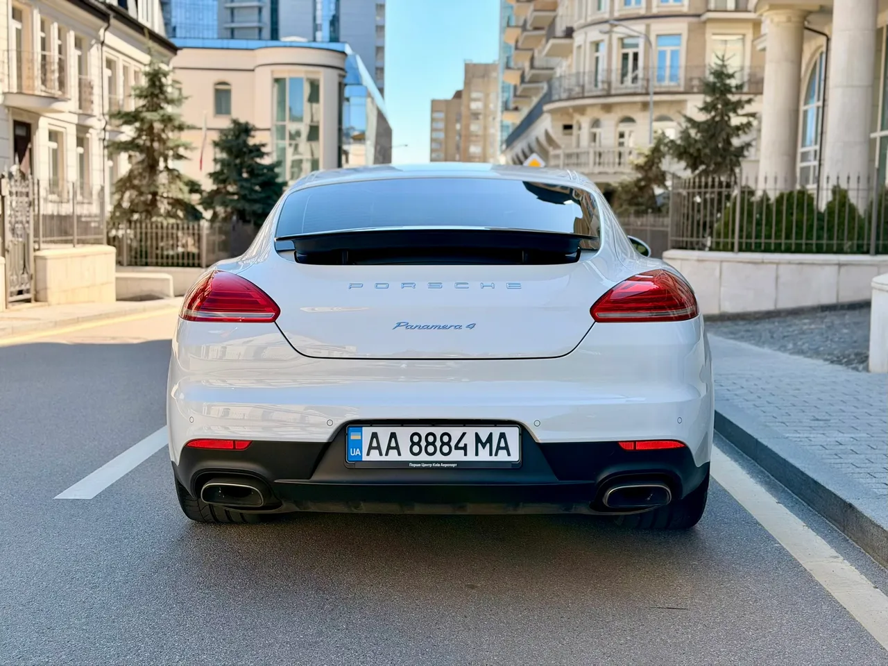 Porsche Panamera - фото 8