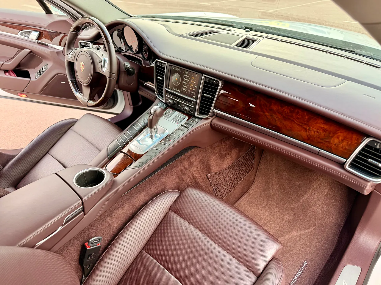 Porsche Panamera - фото 24