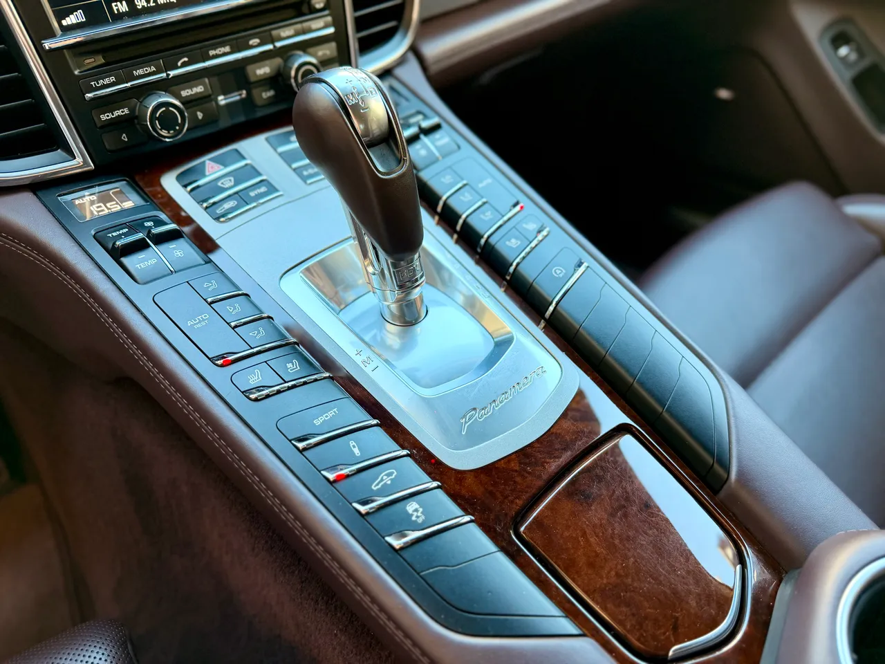 Porsche Panamera - фото 31