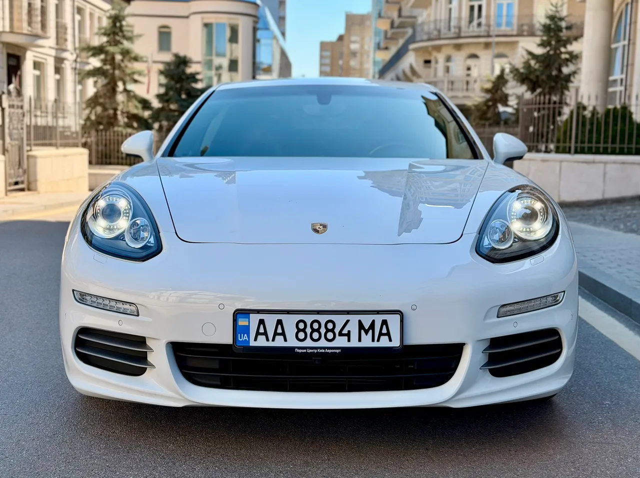 Porsche Panamera - фото 11