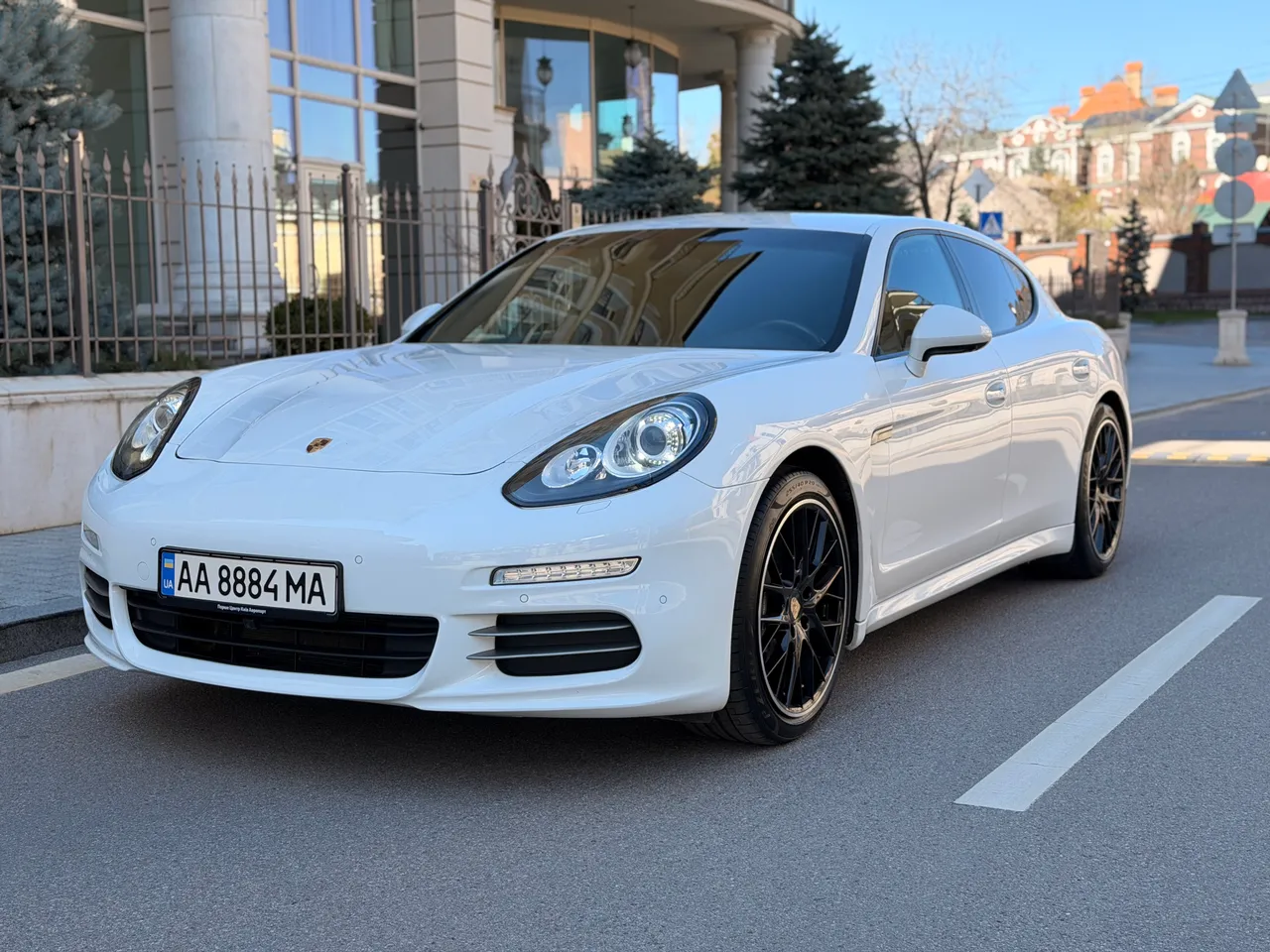 Porsche Panamera - фото 3