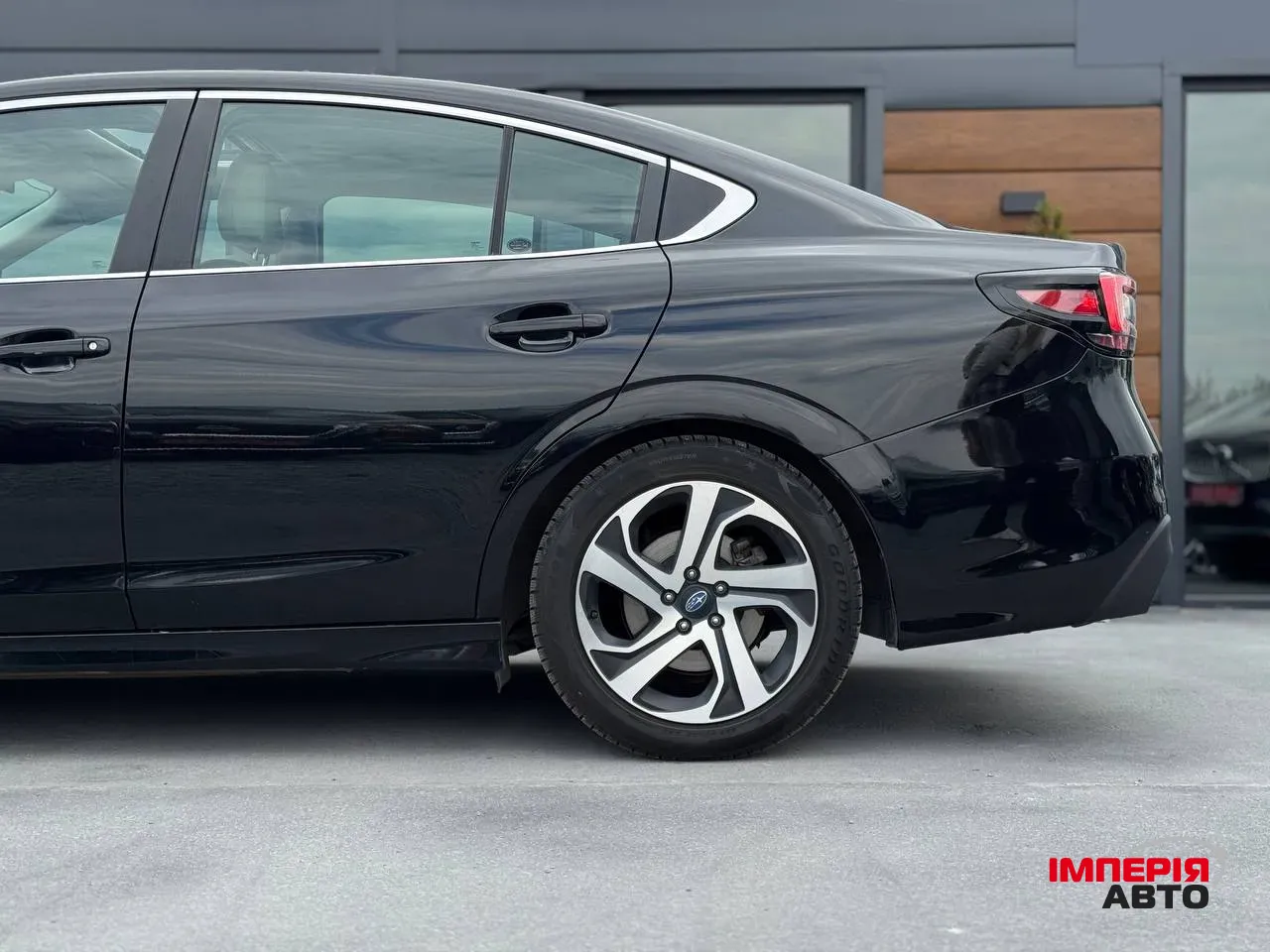 Subaru Legacy - фото 18