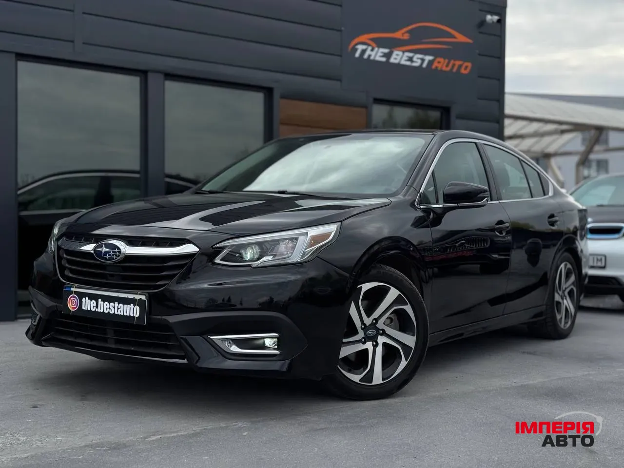 Subaru Legacy - фото 1