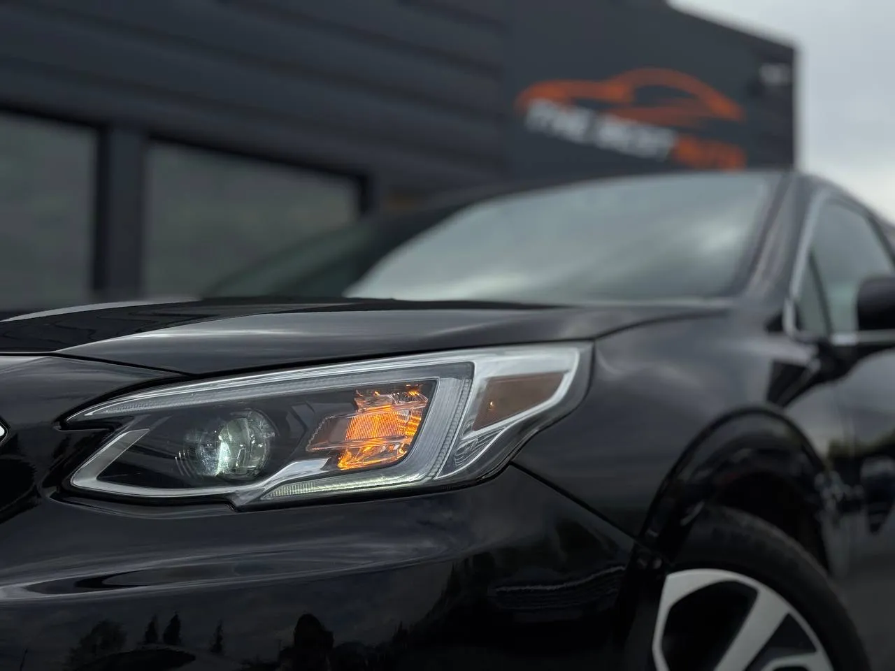 Subaru Legacy - фото 5