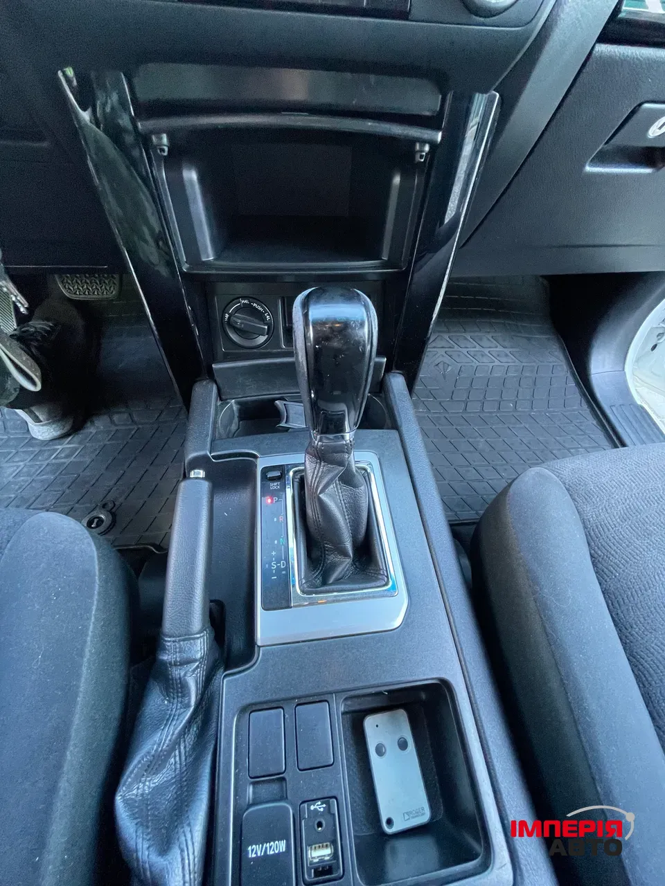 Toyota Land Cruiser Prado - фото 36