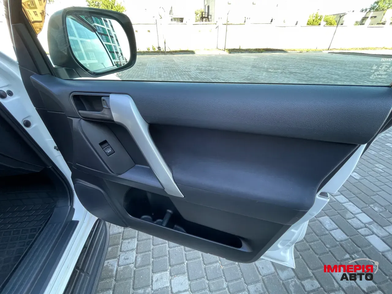 Toyota Land Cruiser Prado - фото 30