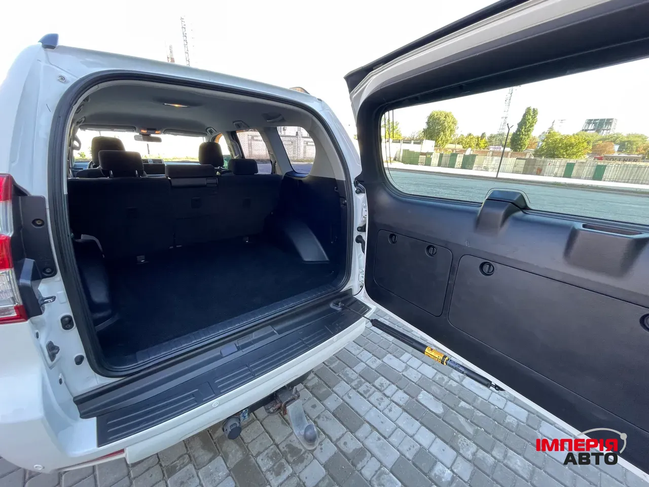 Toyota Land Cruiser Prado - фото 15