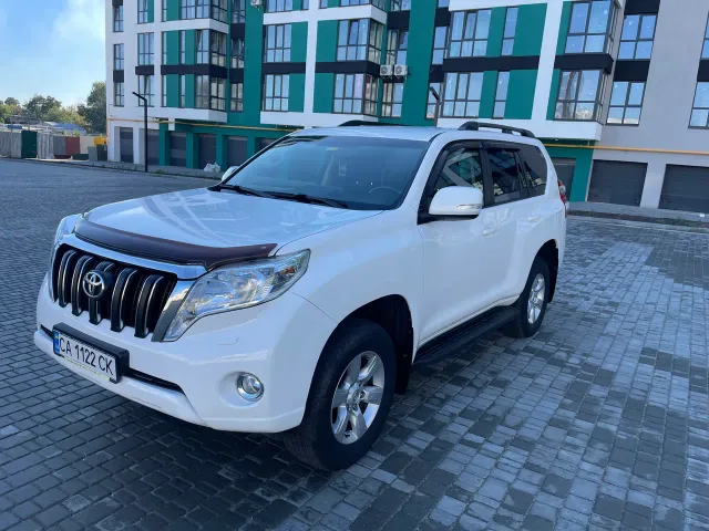 Toyota Land Cruiser Prado - фото 1