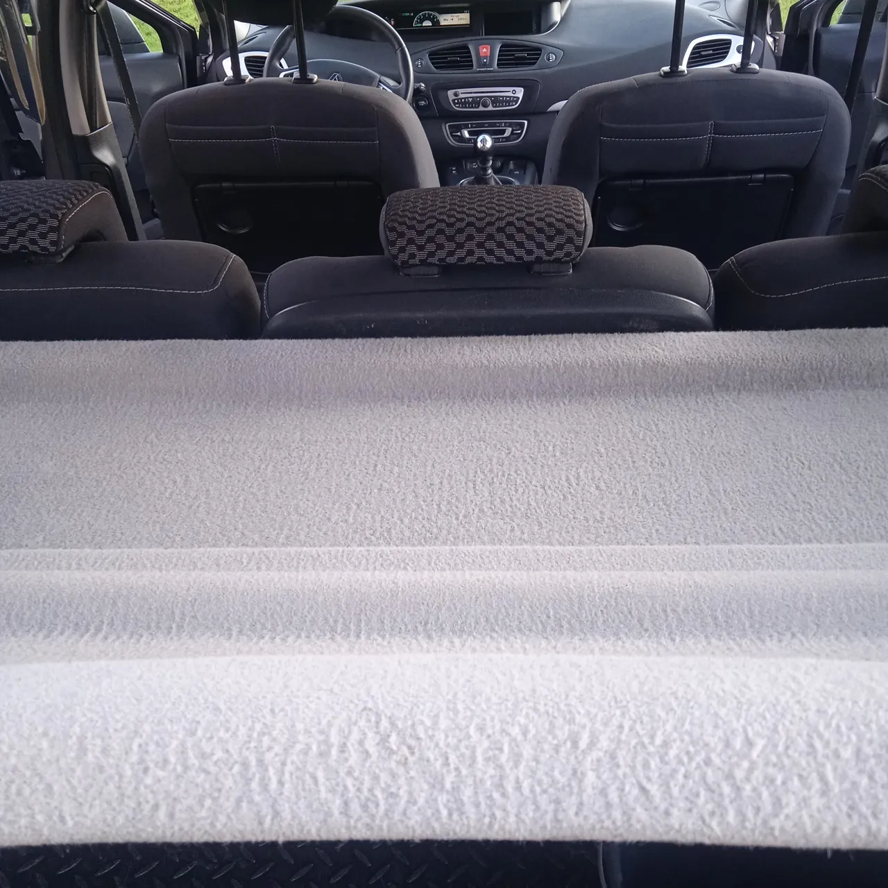 Renault Scenic - фото 6