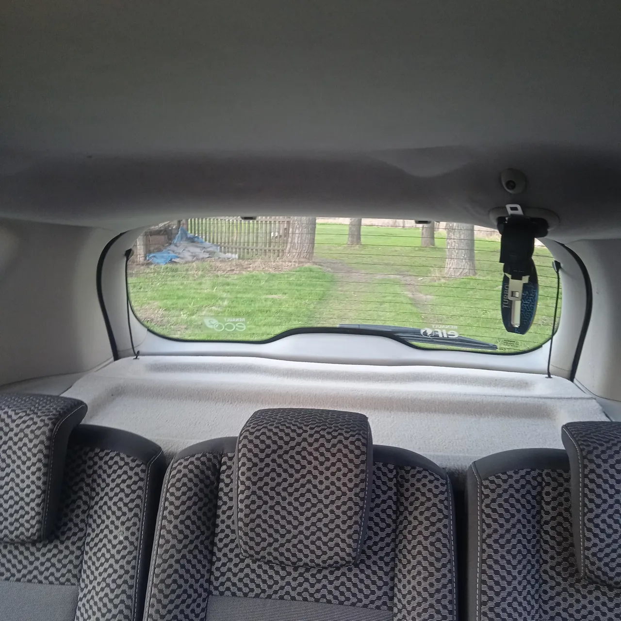 Renault Scenic - фото 7