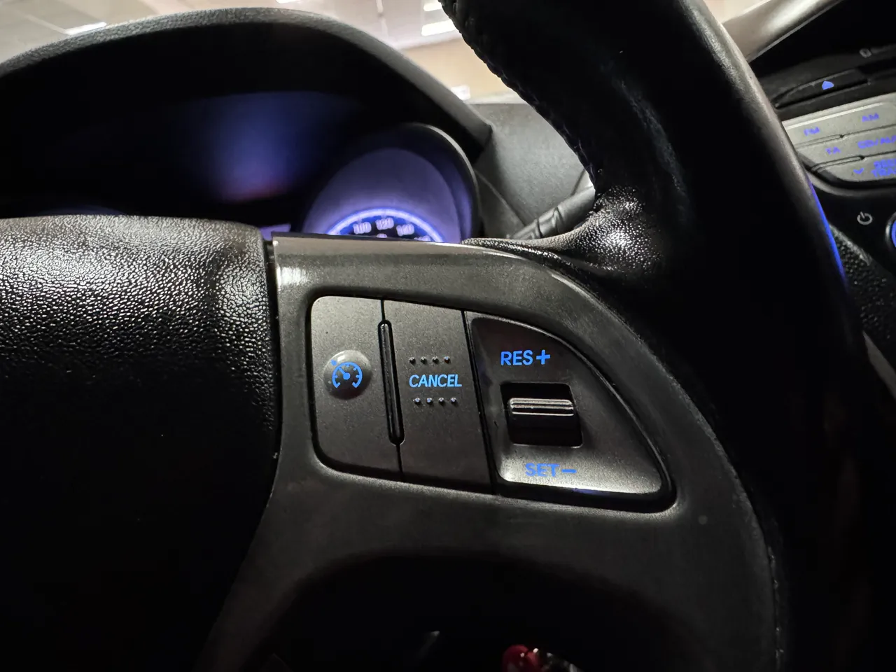 Hyundai ix35 - фото 9