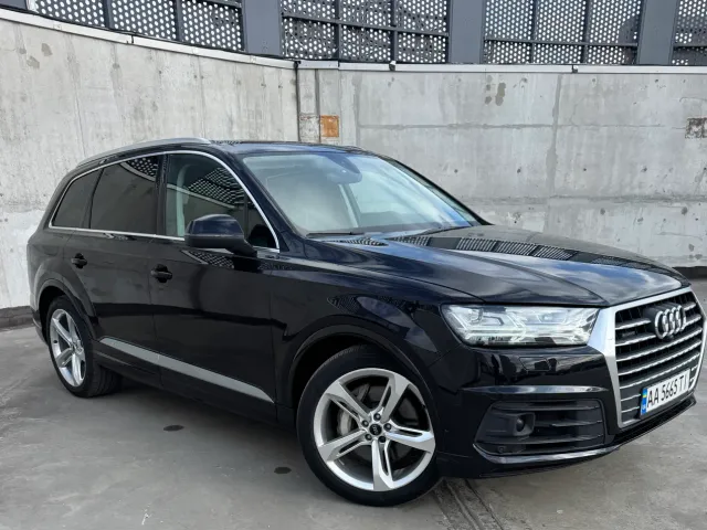 Audi Q7 - фото 5