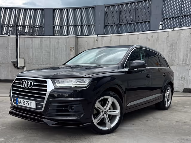 Audi Q7 - фото 2