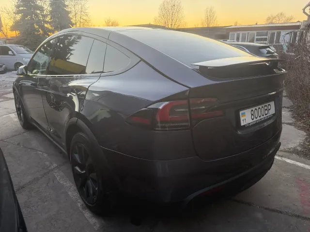 Tesla Model X - фото 5