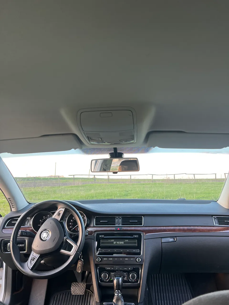 Skoda Superb - фото 15