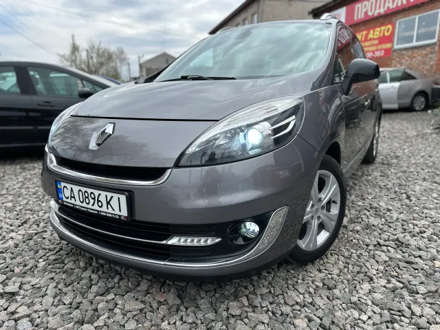 Renault Megane - фото 2