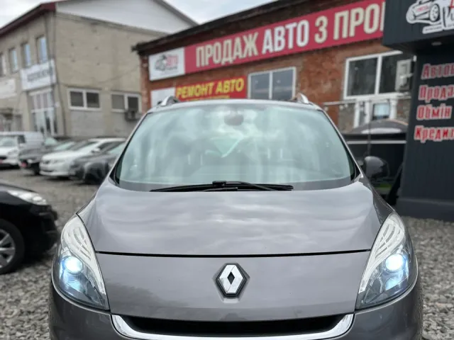 Renault Megane - фото 3