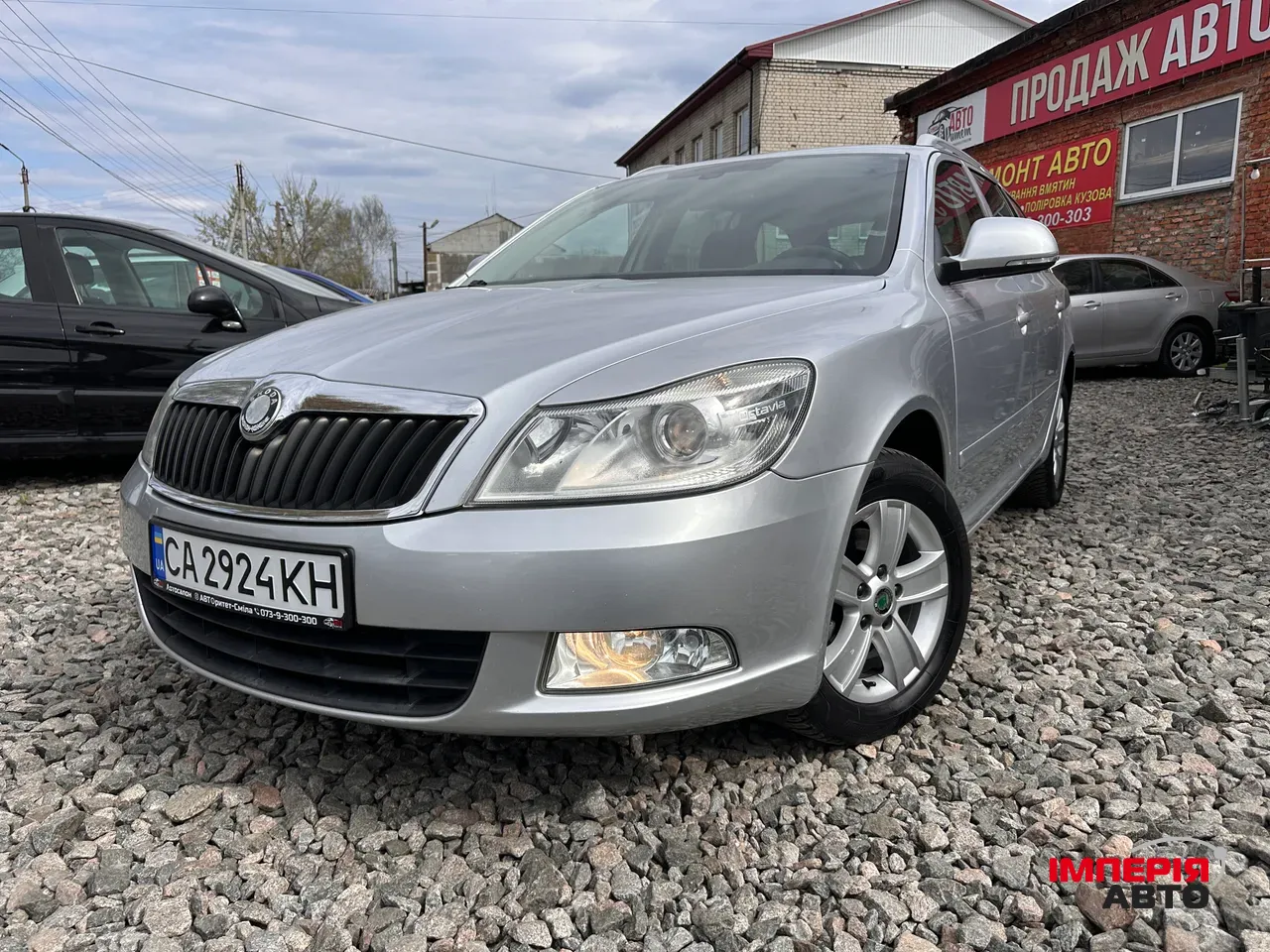 Skoda Octavia - фото 2
