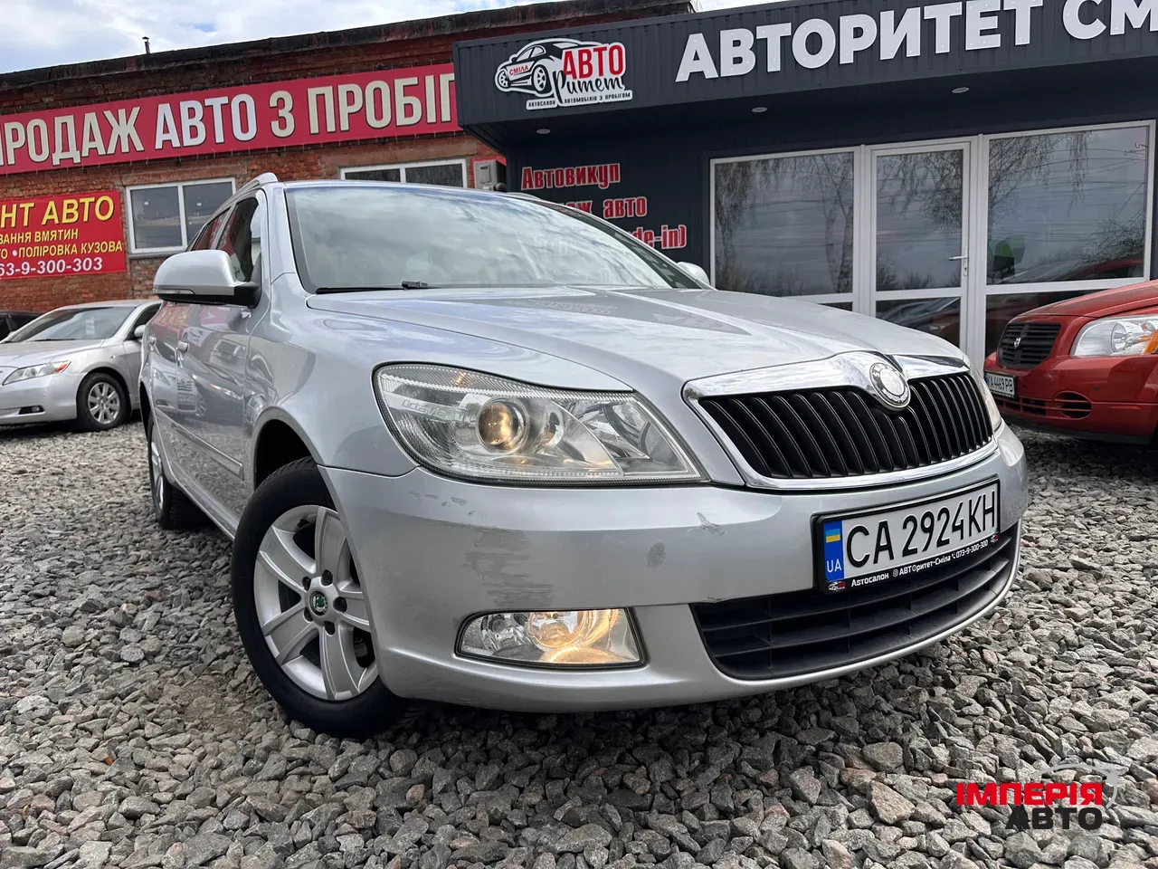 Skoda Octavia - фото 1