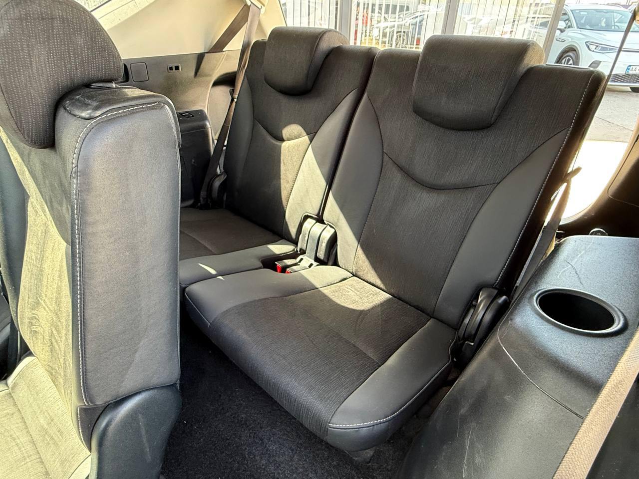 Toyota Prius - фото 6