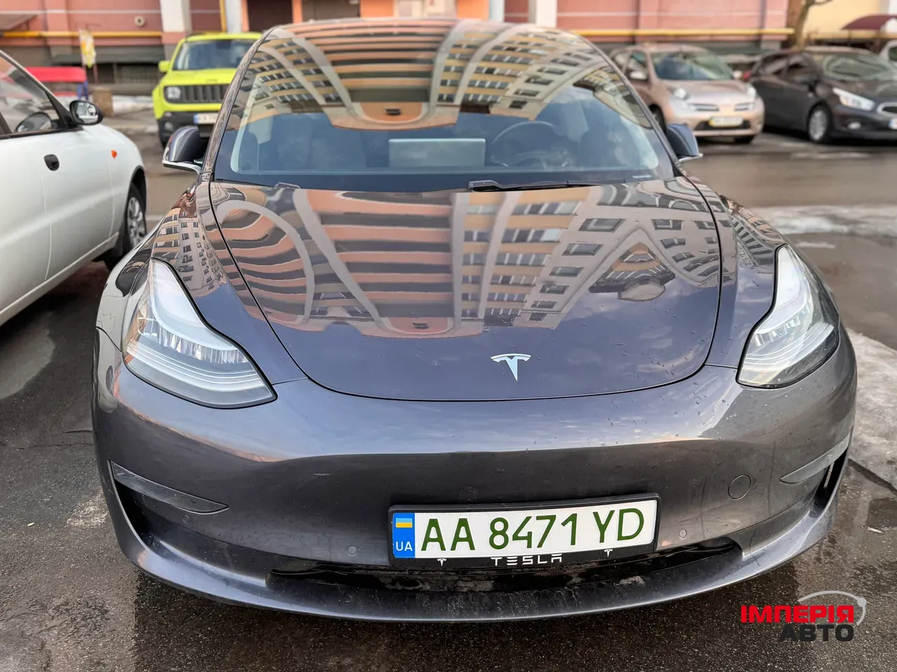 Tesla Model 3 - фото 2
