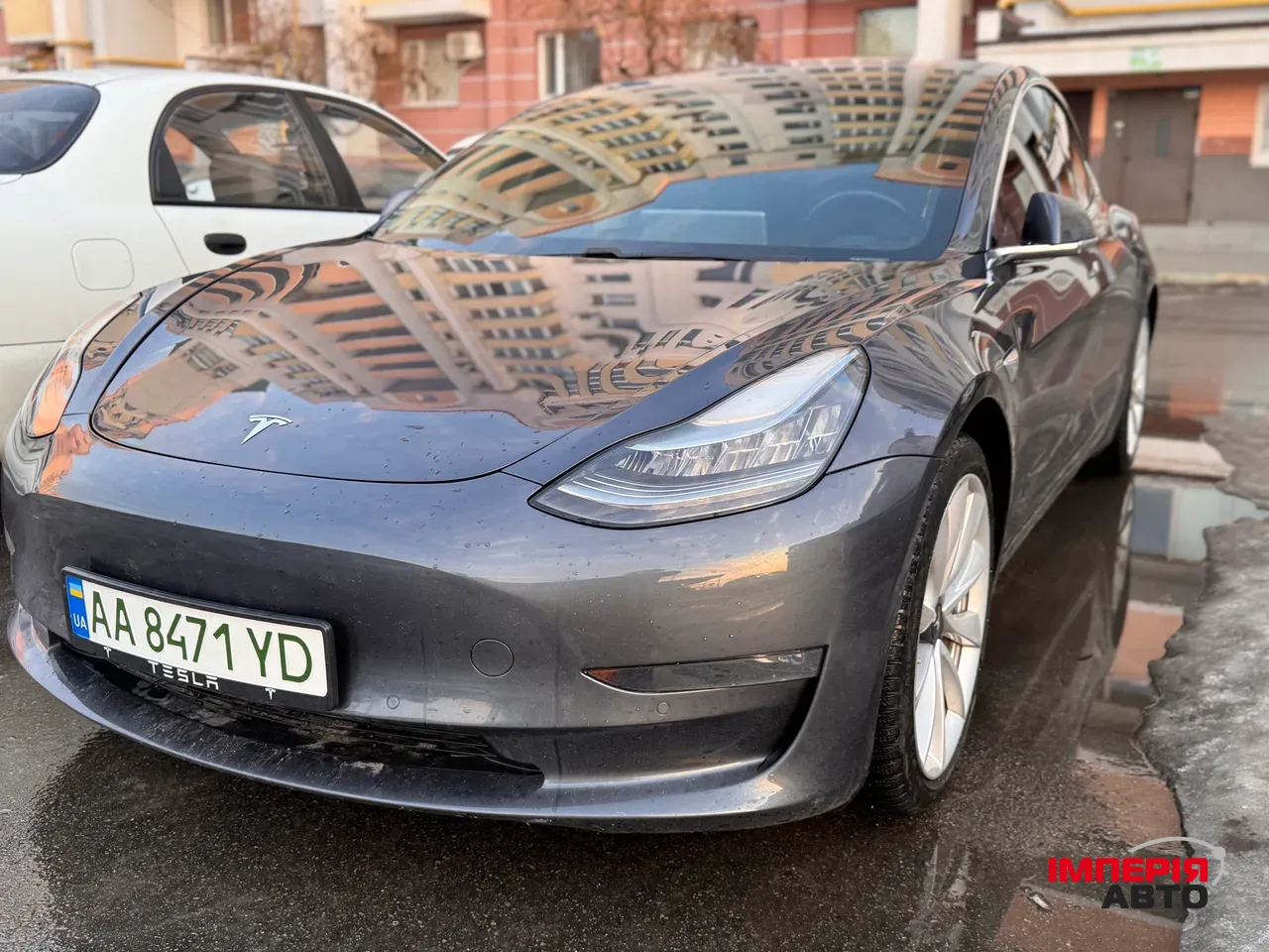 Tesla Model 3 - фото 4
