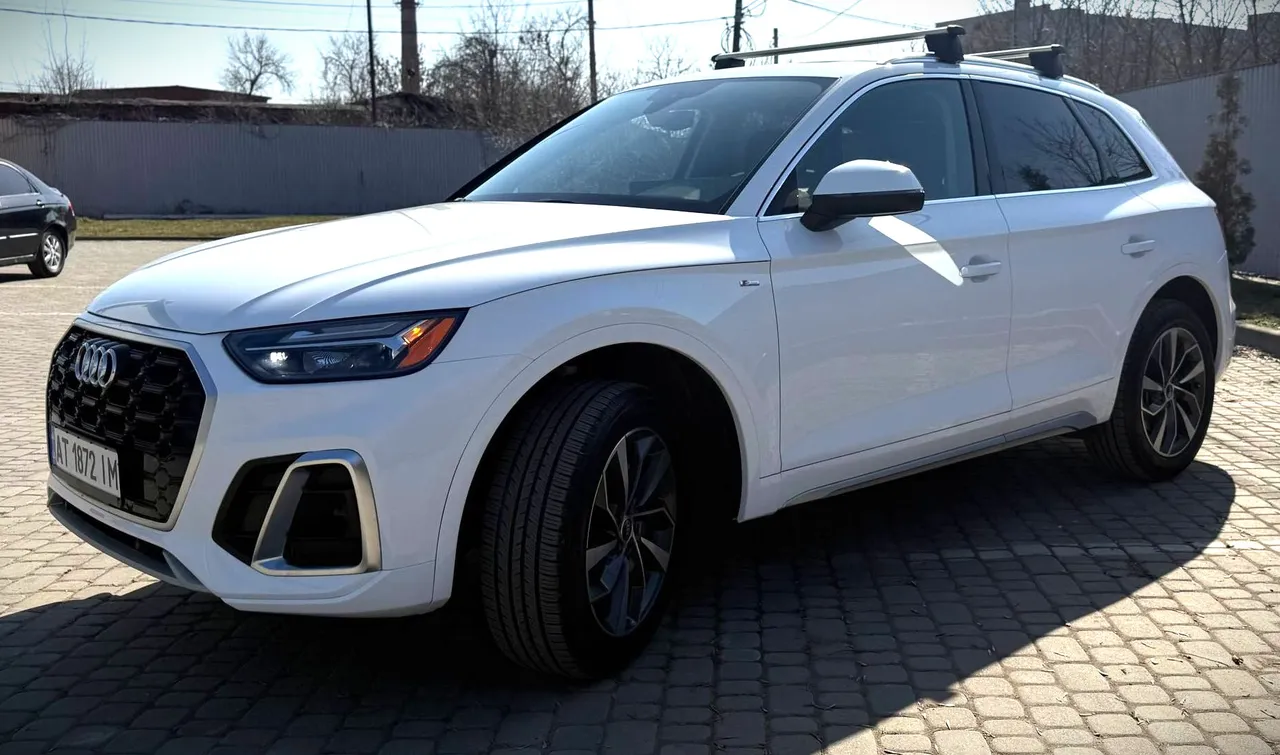 Audi Q5 - фото 9