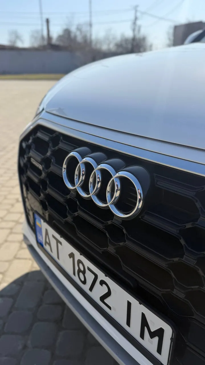 Audi Q5 - фото 4
