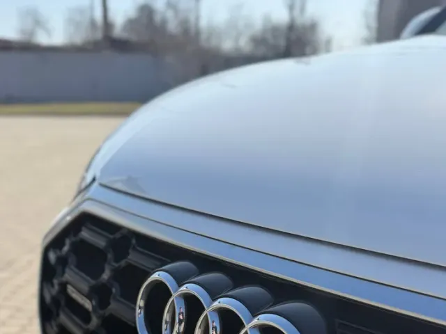 Audi Q5 - фото 4
