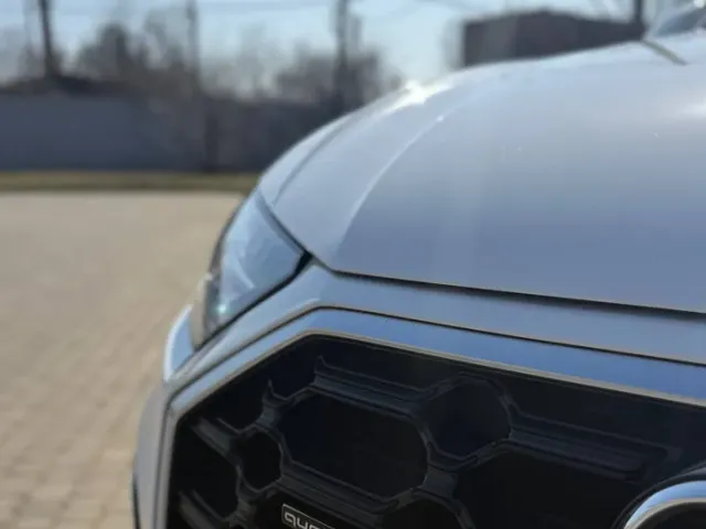 Audi Q5 - фото 5