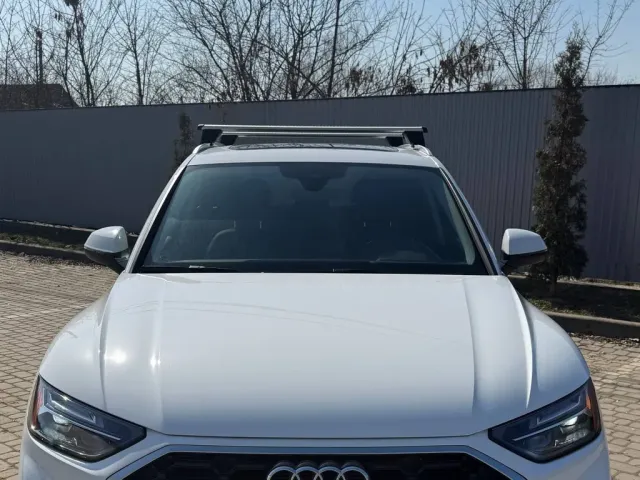 Audi Q5 - фото 1