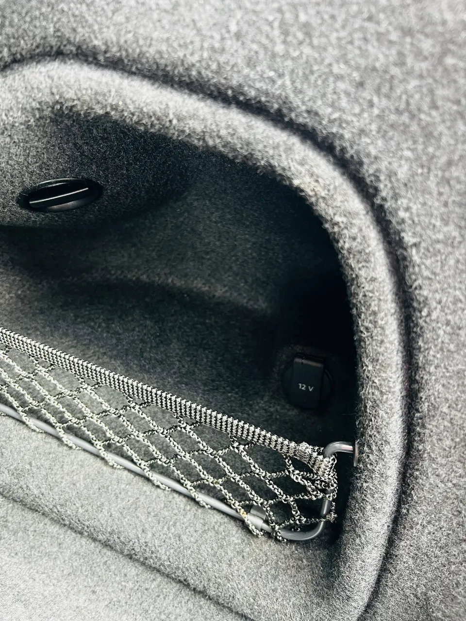 Audi A4 - фото 39